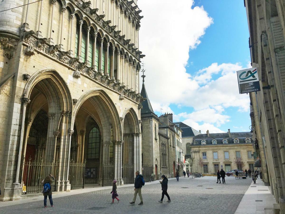 Le Relais Des Ducs : Centre Historique Dijon Lägenhet Exteriör bild